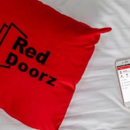 Reddoorz Near Politeknik Negeri Medan Hotell Eksteriør bilde