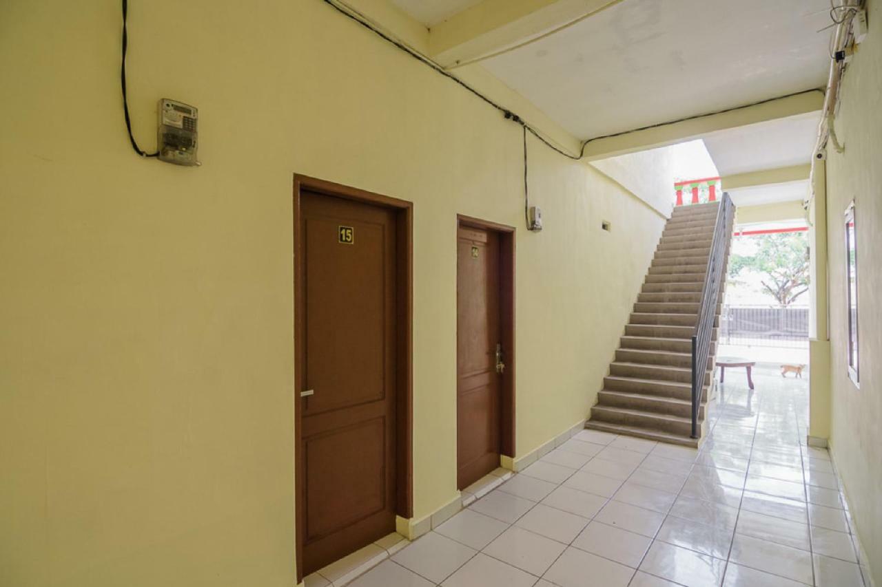Reddoorz Near Politeknik Negeri Medan Hotell Eksteriør bilde